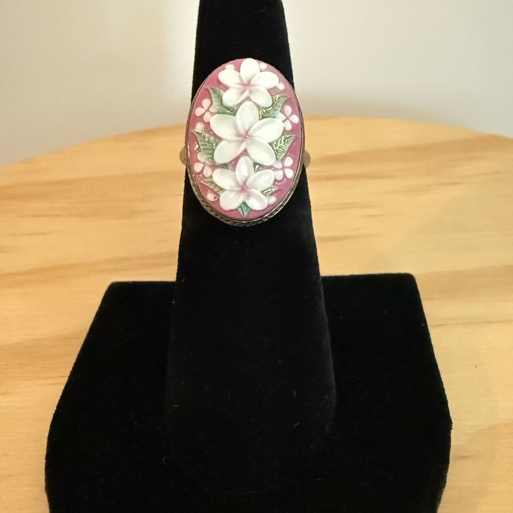 Rare Vintage Toshikane Japanese Hand carved Porcelain Ring 1940-1950’s size 5.5